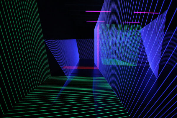 Drawing in Space Walk the Line 2